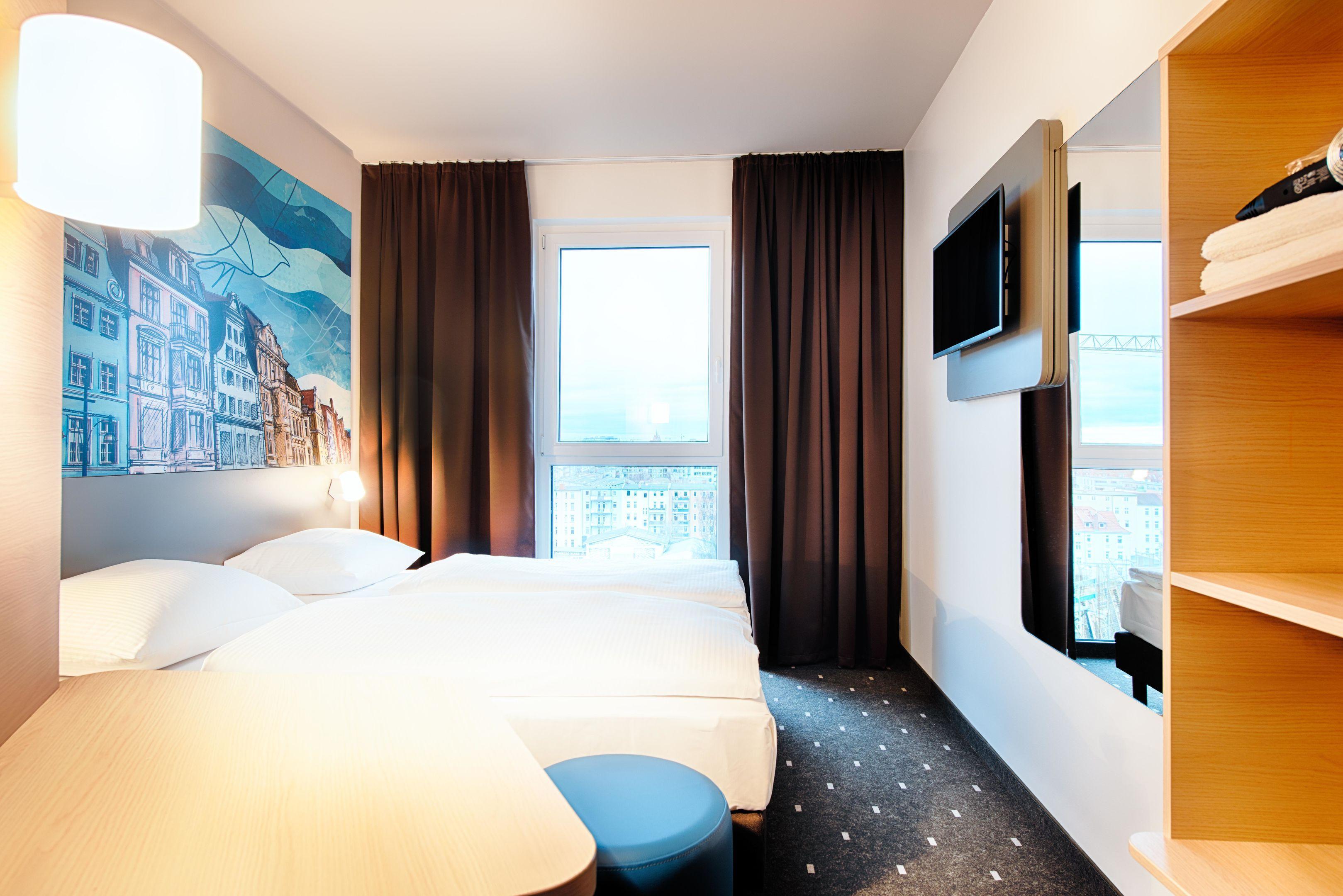 Hotel City-west 3*